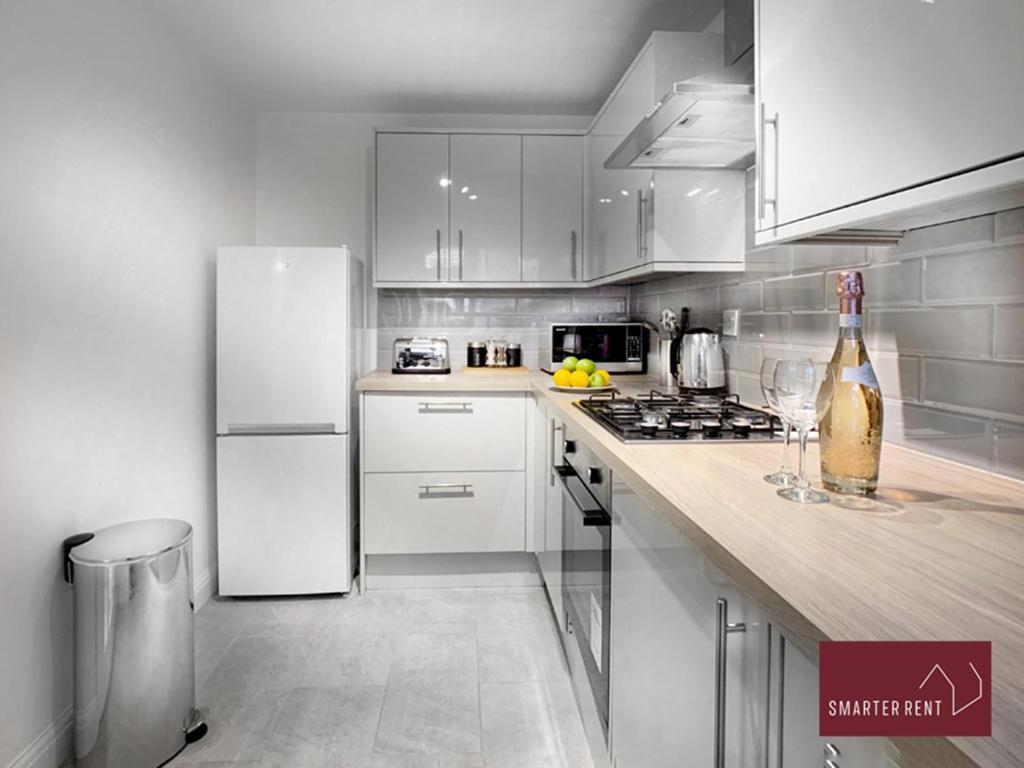 Apartament Wokingham - 2 Bed Modern House - Parking Zewnętrze zdjęcie